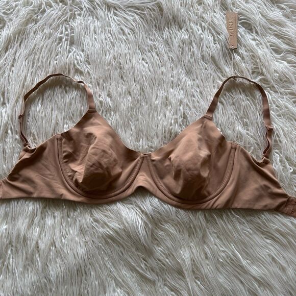 Skims Fits Everybody Unlined Demi Bra Size Ochre Size 34DDDD - Picture 1 of 8